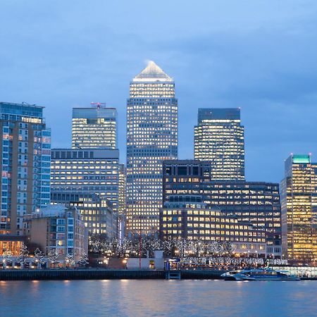 Entire Apartment Next To Canary Wharf In لندن المظهر الخارجي الصورة