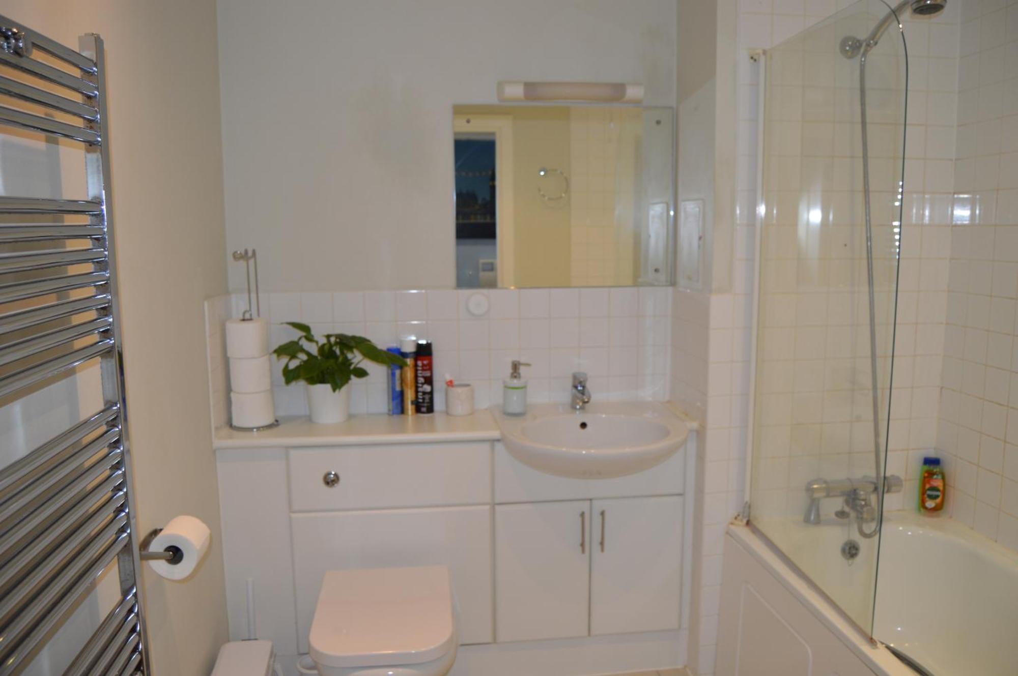 Entire Apartment Next To Canary Wharf In لندن المظهر الخارجي الصورة